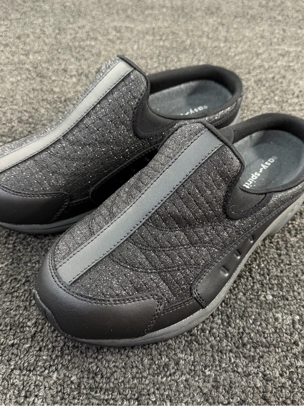 Easy Spirit Slip-On Women's Casual Comfort Shoe in Black